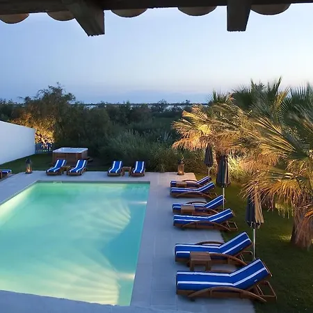 Mangio Fango Et Hotel
